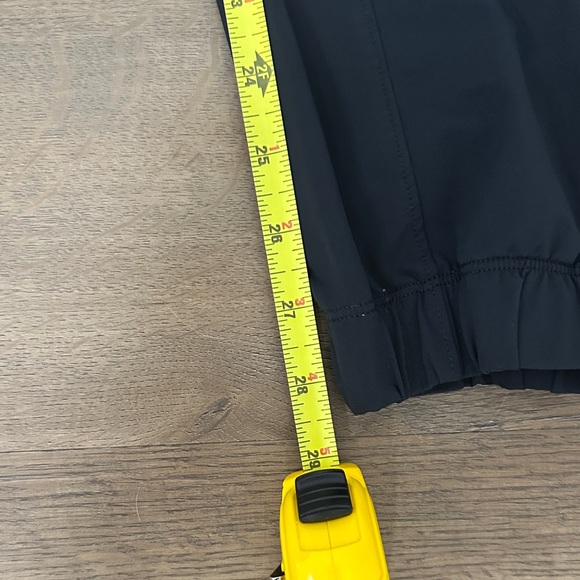 Fabletics The One Men's Black Jogger Pants - Picture 4 of 5